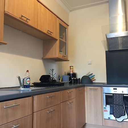 Great Location 1 Bedroom Scotstoun Flat Glasgow Exterior foto